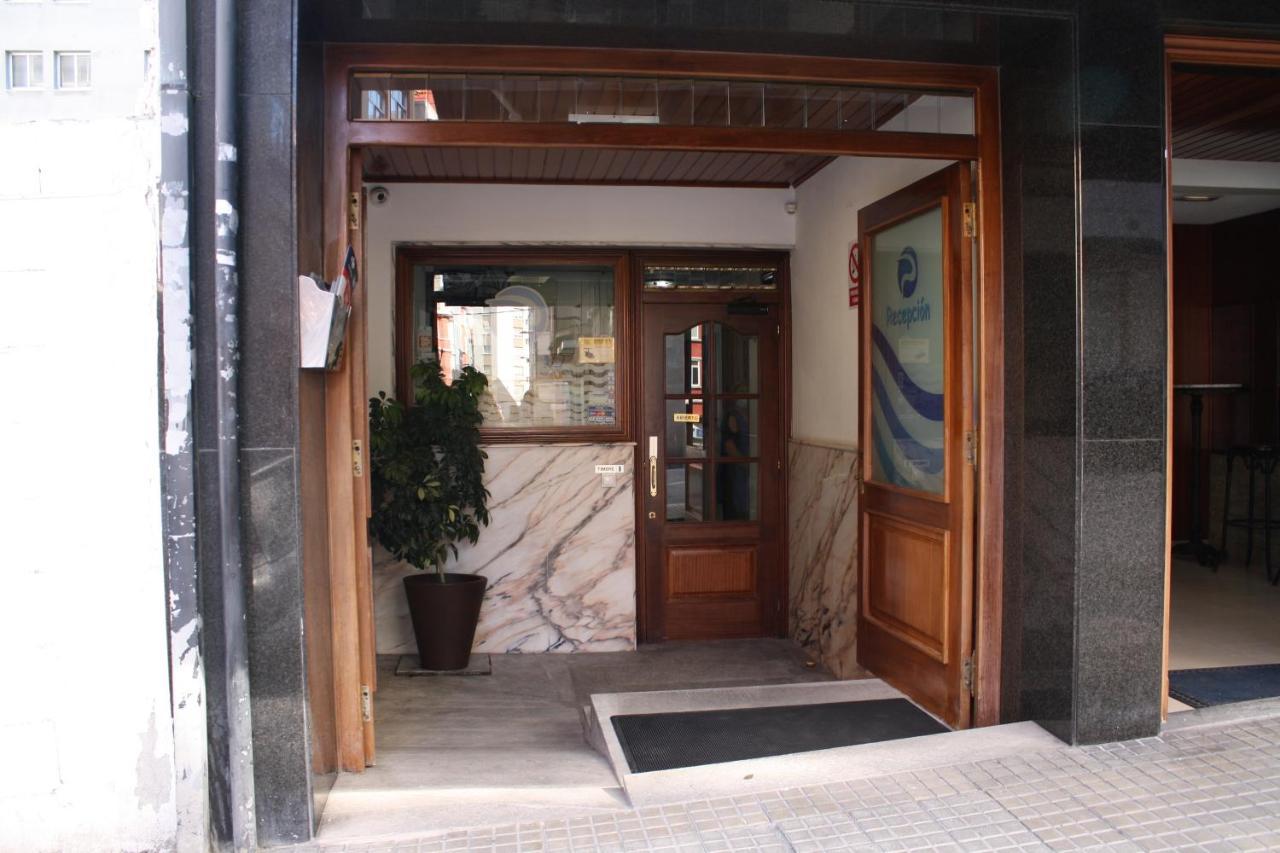 Hostal Adelia A Coruña Buitenkant foto